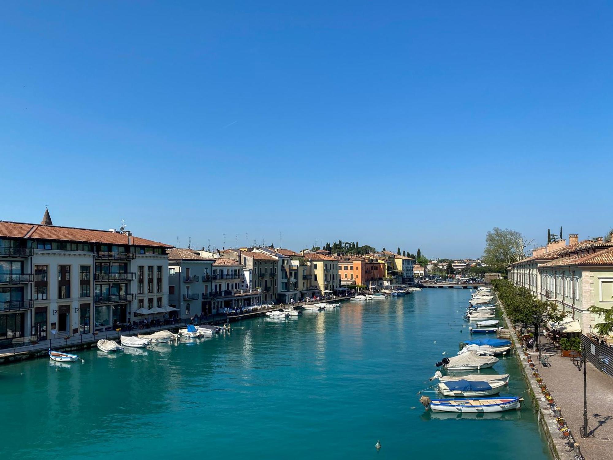 Palazzo Cordigero - Apartments Peschiera del Garda Exterior photo